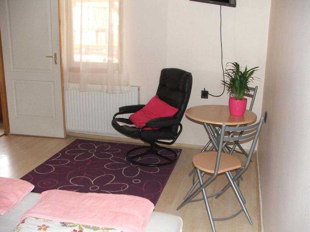Hotel Napsugar Vendeghaz Egerszalók Zimmer foto
